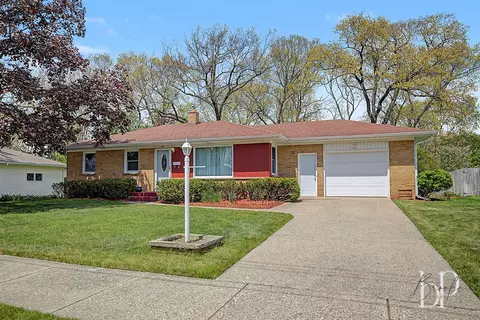 2031 Boone, Wyoming, MI 49519