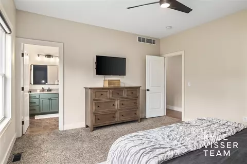 Bedroom - 4069 Amazon, Lowell, MI 49331 photo 2 of 4