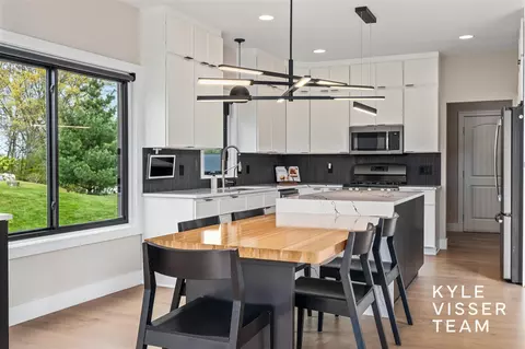 Kitchen - 4069 Amazon, Lowell, MI 49331 photo 5 of 8
