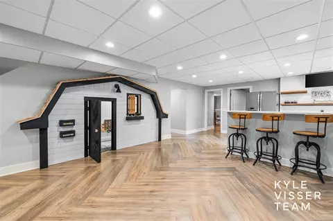 Entry Way - 4069 Amazon, Lowell, MI 49331 photo 3 of 5