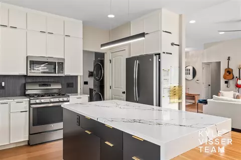 Kitchen - 4069 Amazon, Lowell, MI 49331 photo 4 of 8