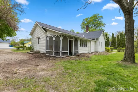 Exterior - 131 Third, Lakeview, MI 48850 photo 6 of 7