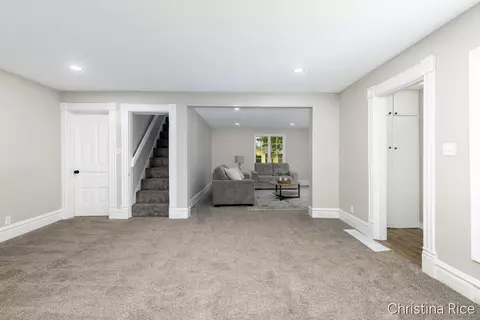 Living - 131 Third, Lakeview, MI 48850 photo 3 of 5