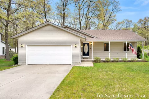 2240 Monica, Muskegon, MI 49442