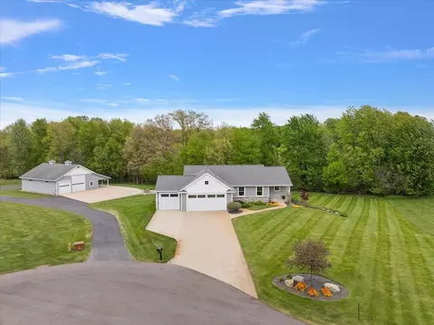 89 Summerwyn, Caledonia, MI 49316