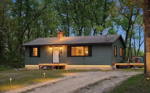 845 E Washington, White Cloud, MI 49349