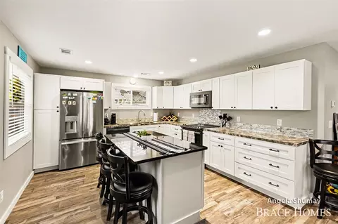 Kitchen - 1653 S Beech, White Cloud, MI 49349 photo 1 of 6