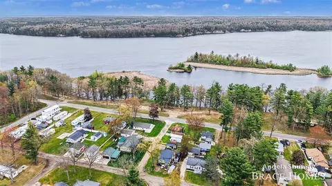 View/Area - 1653 S Beech, White Cloud, MI 49349 photo 2 of 4