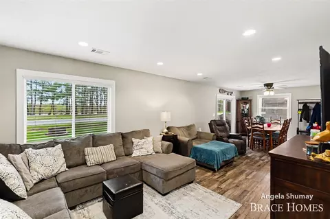 Living - 1653 S Beech, White Cloud, MI 49349 photo 2 of 2