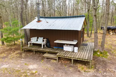 936 E Frst, White Cloud, MI 49349 photo 14