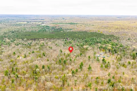 936 E Frst, White Cloud, MI 49349 photo 27