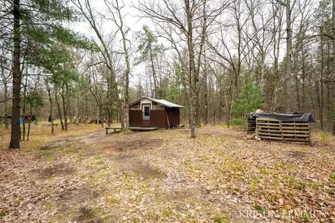 936 E Frst, White Cloud, MI 49349 photo 11