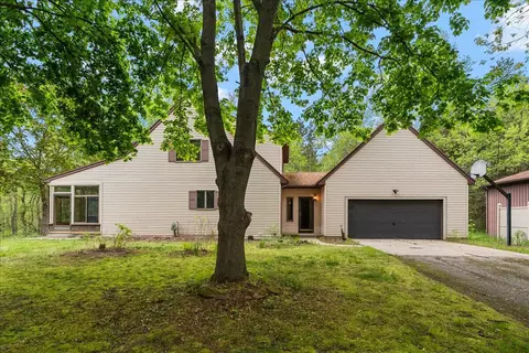 2270 Fonger, Rockford, MI 49341