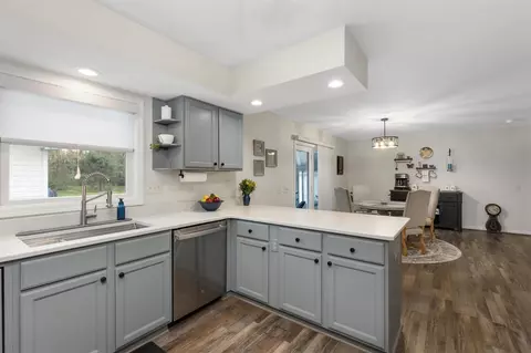 Kitchen - 36840 Chase, Romulus, MI 48174 photo 3 of 4