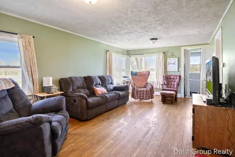 20690 Coolidge, Big Rapids, MI 49307 photo 4