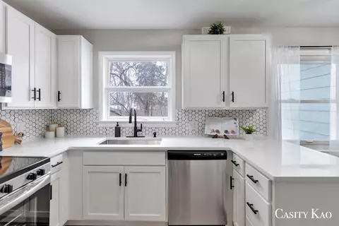 7325 Sheffield, Ada, MI 49301 photo 8