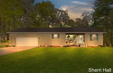 7861 S West County Line, Greenville, MI 48838