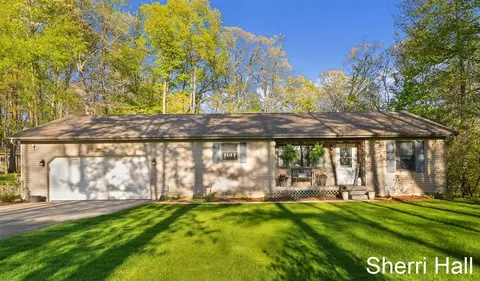 7861 S West County Line, Greenville, MI 48838
