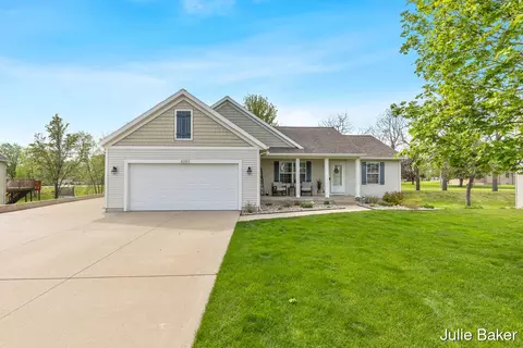 8283 Fairwood, Jenison, MI 49428