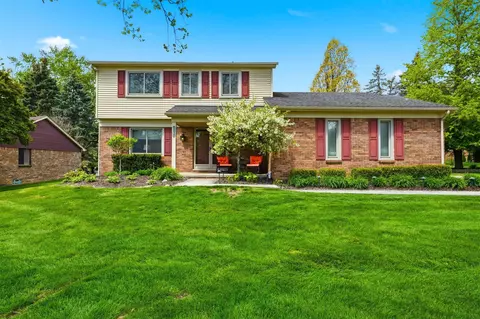2070 Winchester, Rochester Hills, MI 48307