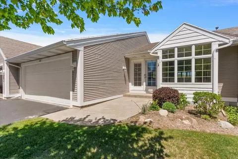 846 Claremont, Holland, MI 49423