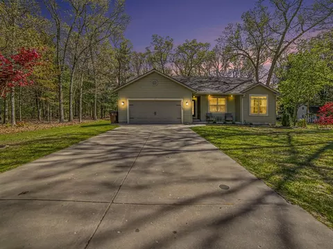 1523 Destiny, Muskegon, MI 49445