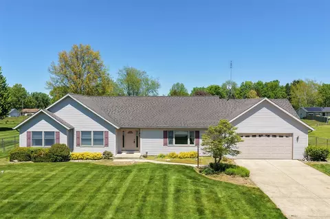 29376 Saddlebred, Dowagiac, MI 49047