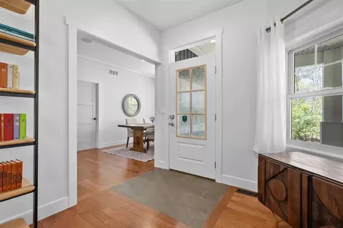 Entry Way - 1050 102nd, Plainwell, MI 49080 photo 2 of 3