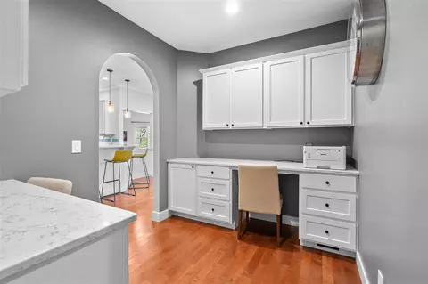Entry Way - 1050 102nd, Plainwell, MI 49080 photo 1 of 3