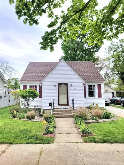 332 W 18th, Holland, MI 49423