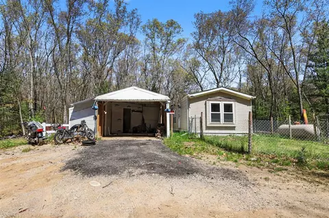 1005 Sharps, Pullman, MI 49450