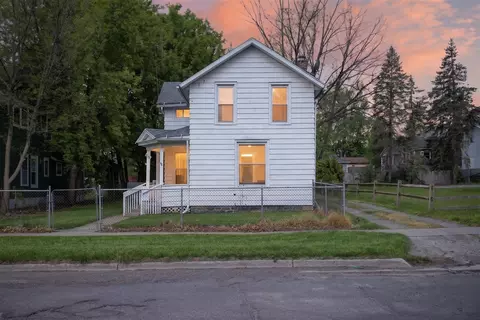 Exterior - 610 Backus, Jackson, MI 49202 photo 1 of 11