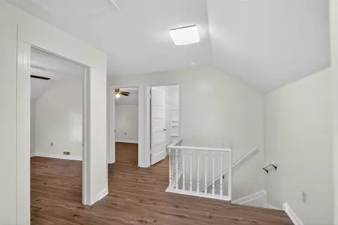 Entry Way - 610 Backus, Jackson, MI 49202 photo 5 of 5