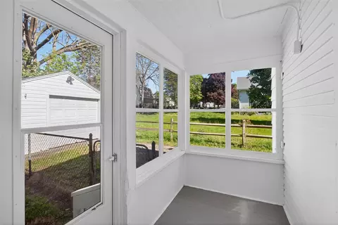 Exterior - 610 Backus, Jackson, MI 49202 photo 4 of 11