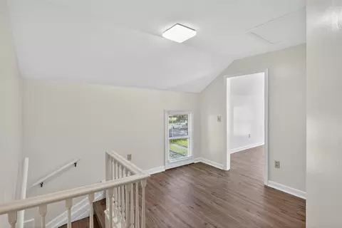 Entry Way - 610 Backus, Jackson, MI 49202 photo 4 of 5