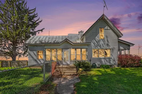 3304 S Greenville, Greenville, MI 48838
