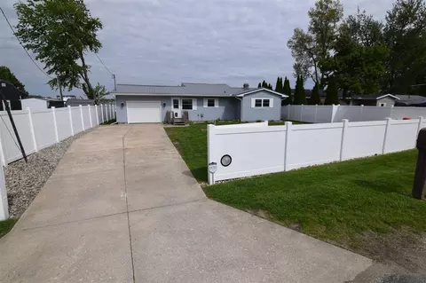 912 West Shr, Bronson, MI 49028