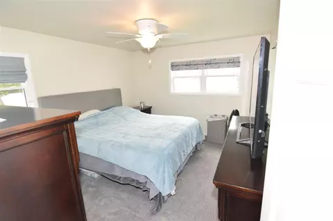 Bedroom - 912 West Shr, Bronson, MI 49028 photo 1 of 5