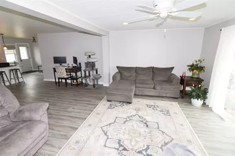 Living - 912 West Shr, Bronson, MI 49028 photo 2 of 2