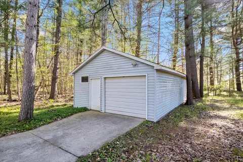 8943 E 36th, Newaygo, MI 49337 photo 19