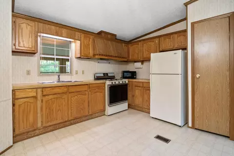 8943 E 36th, Newaygo, MI 49337 photo 8