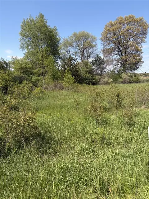 969 106th, Plainwell, MI 49080