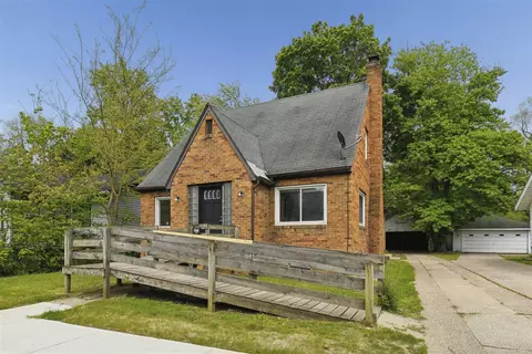 1017 Mcallister, Benton Harbor, MI 49022