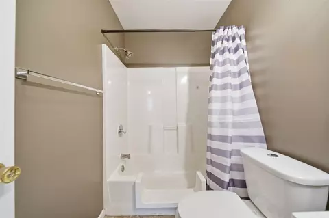 Bath - 2105 Carlton, Jackson, MI 49203 photo 2 of 2