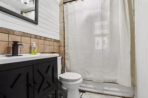 Bath - 58858 River Hts, Three Rivers, MI 49093 photo 1 of 1