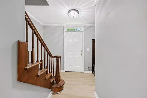 Entry Way - 2813 Brookside, Jackson, MI 49203 photo 1 of 2