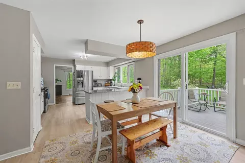 Dining - 2813 Brookside, Jackson, MI 49203 photo 2 of 3