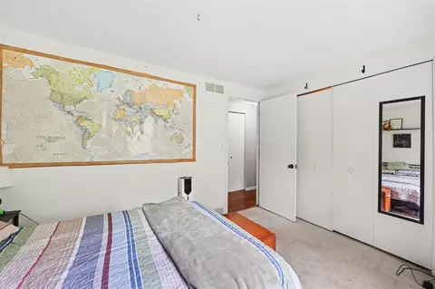 Bedroom - 2813 Brookside, Jackson, MI 49203 photo 5 of 7