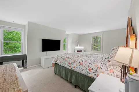 Bedroom - 2813 Brookside, Jackson, MI 49203 photo 3 of 7