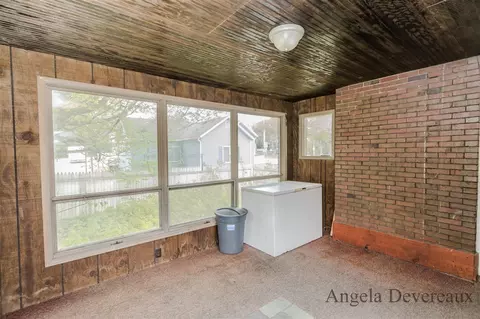 Exterior - 110 E Main, Edmore, MI 48829 photo 11 of 13